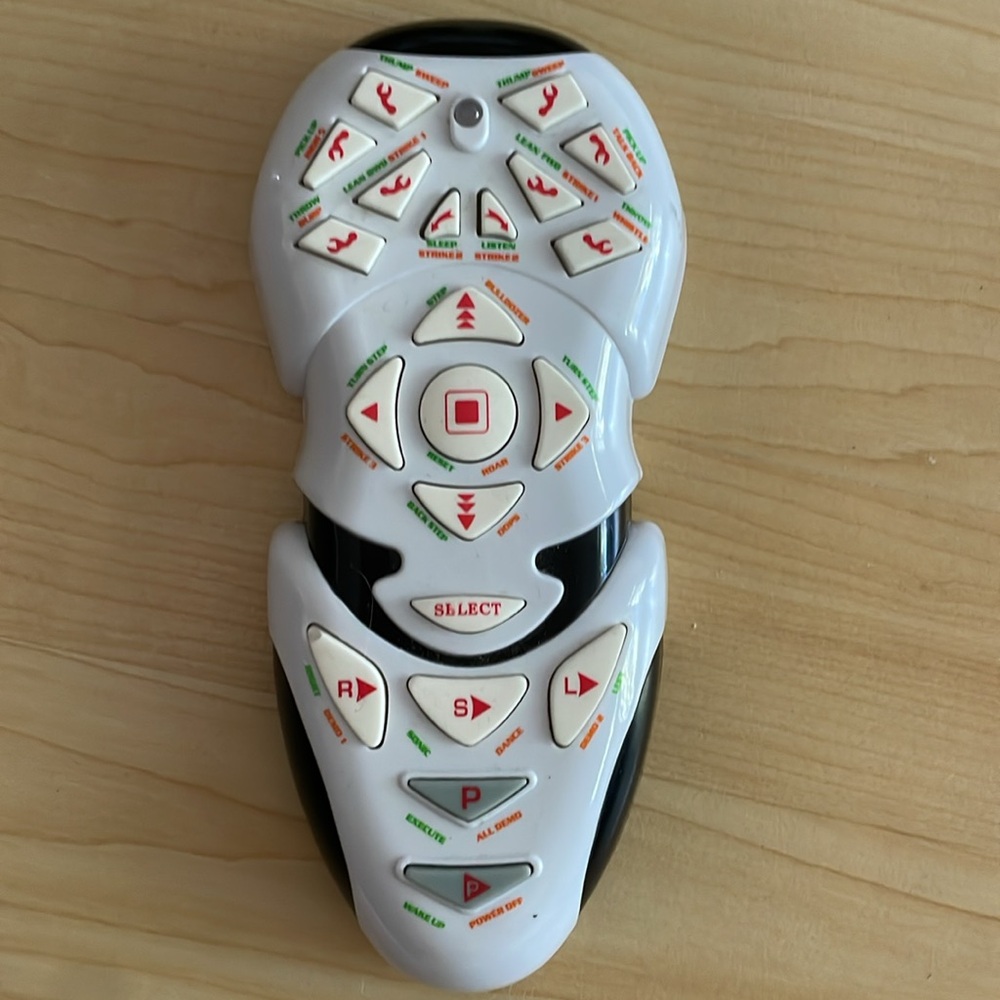 Remote Control - Robot - Picture 4 of 4